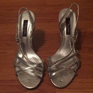 Dressy silver heel